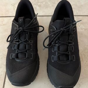 Kizik women’s size 9